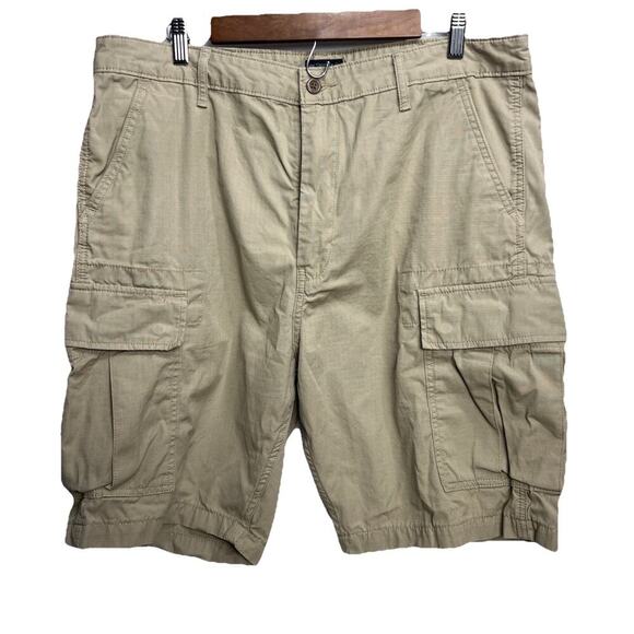 Levi's Other - Levi's Strauss Cargo Khaki Tan Shorts Size 36 Men's Rip Stop Longer inseam Y2K